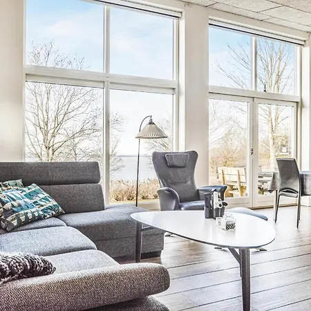 Lovely In With House Sea View Semesterbostad