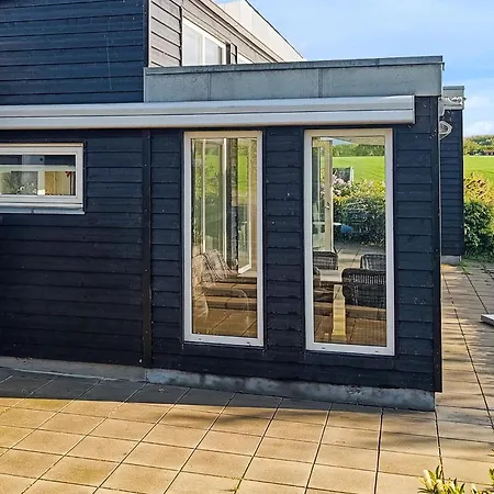Lovely In With House Sea View Dom wakacyjny Løgstrup